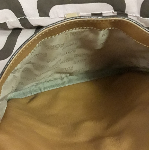 Michael Kors Pebble Leather Satchel Tan Handbag - Picture 12 of 16